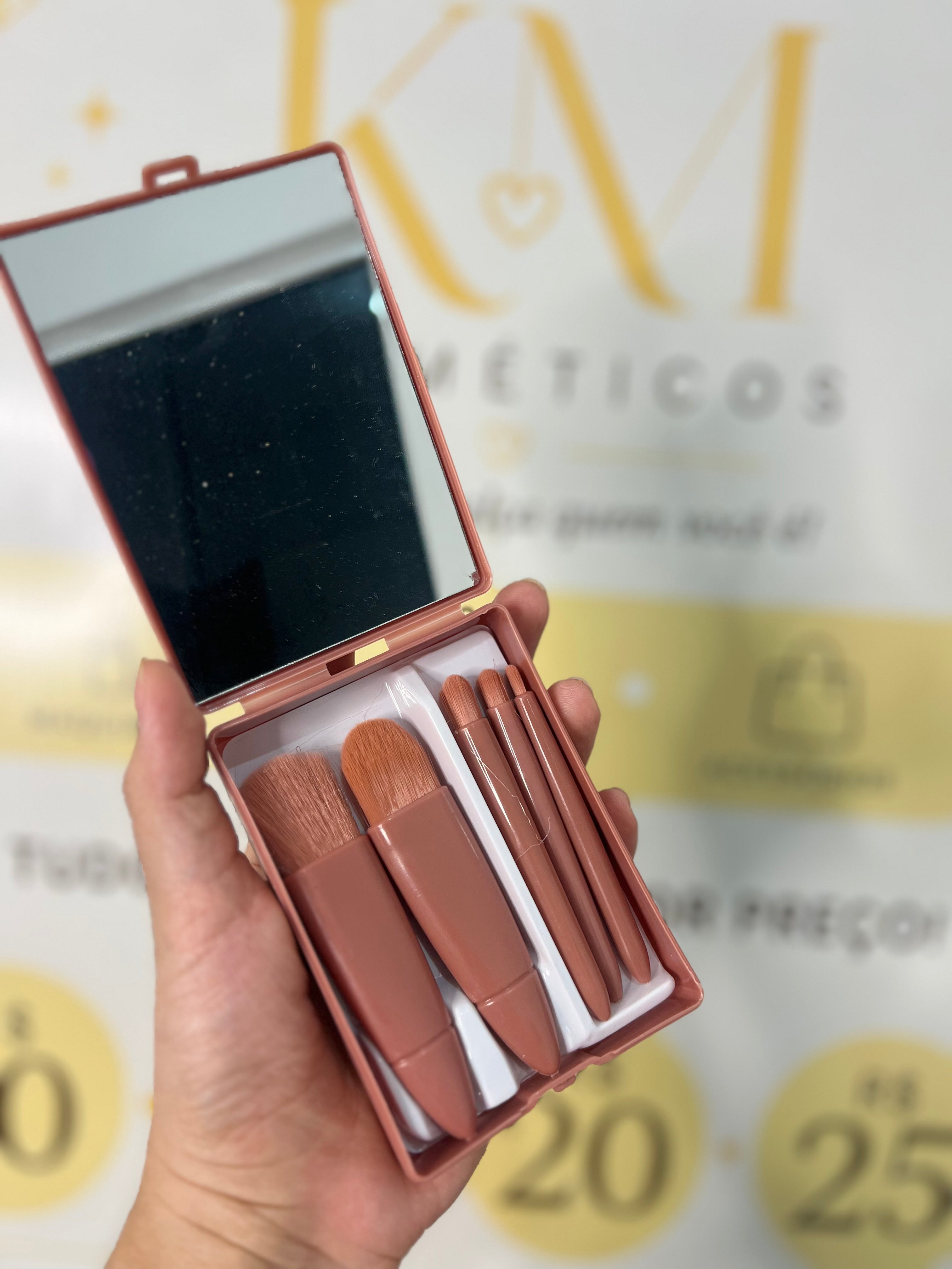 Kit pincel de bolsa com espelho